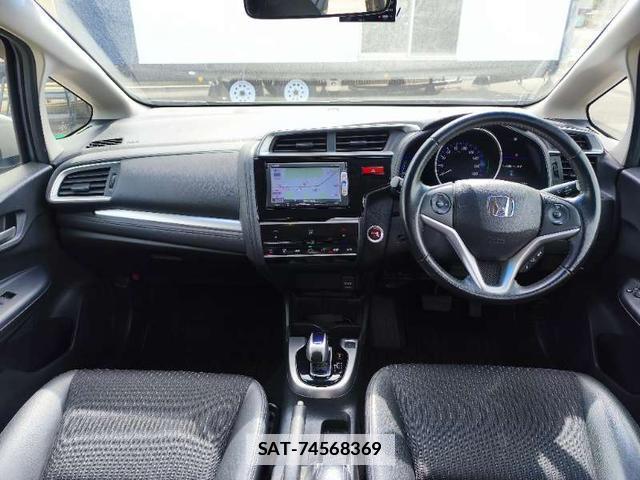 Honda FIT HYBRID 2015-01 7798545-7