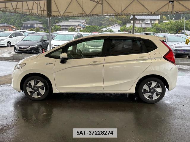 Honda FIT HYBRID 2014-04 7798553-2