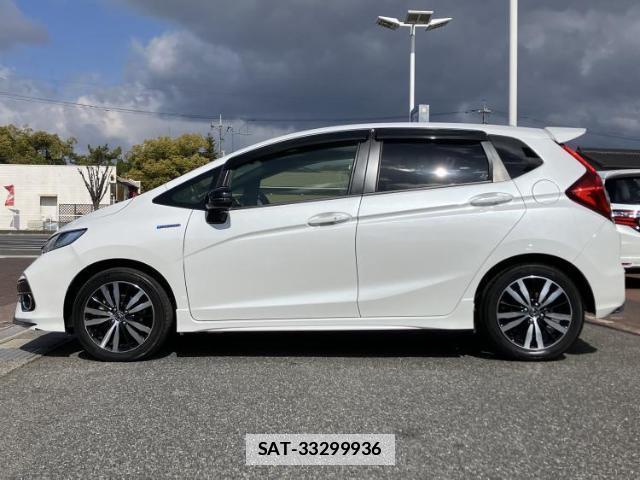 Honda FIT HYBRID 2019-04 7800647-1