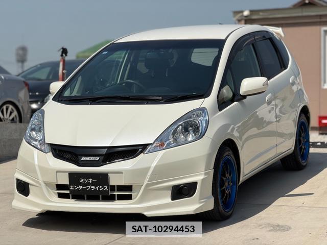 Honda FIT HYBRID 2011-10 7801019-1