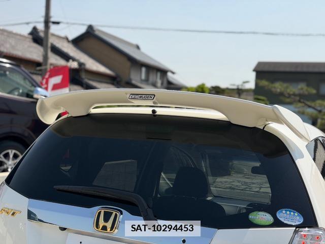 Honda FIT HYBRID 2011-10 7801019-13
