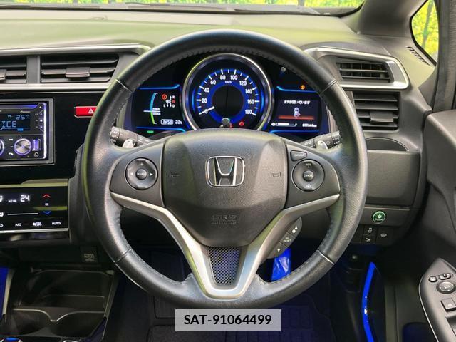 Honda FIT HYBRID 2013-11 7804832-10