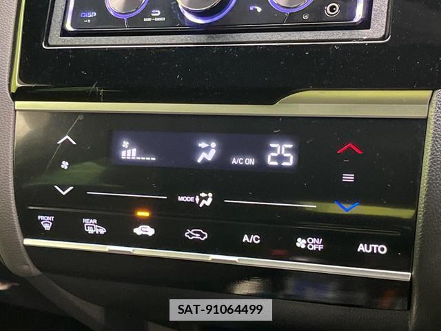 Honda FIT HYBRID 2013-11 7804832-4