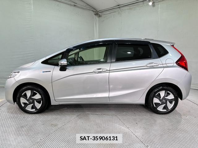 Honda FIT HYBRID 2014-12 7806879-17