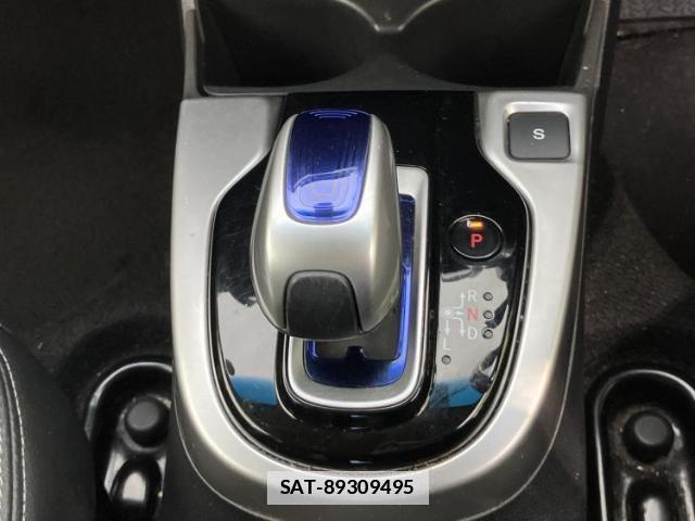 Honda FIT HYBRID 2017-05 7808033-16