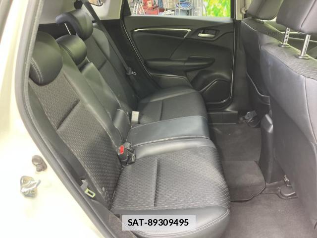 Honda FIT HYBRID 2017-05 7808033-5