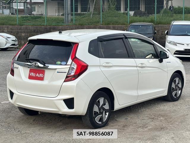 Honda FIT HYBRID 2013-09 7808480-13