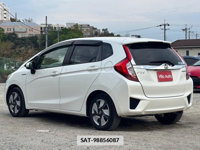 Honda FIT HYBRID 2013-09 7808480-18