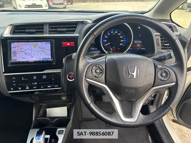 Honda FIT HYBRID 2013-09 7808480-7