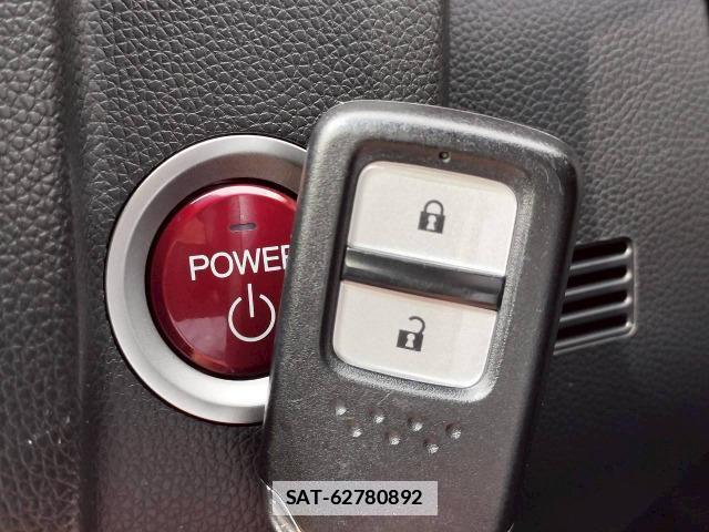 Honda FIT HYBRID 2013-09 7809849-12