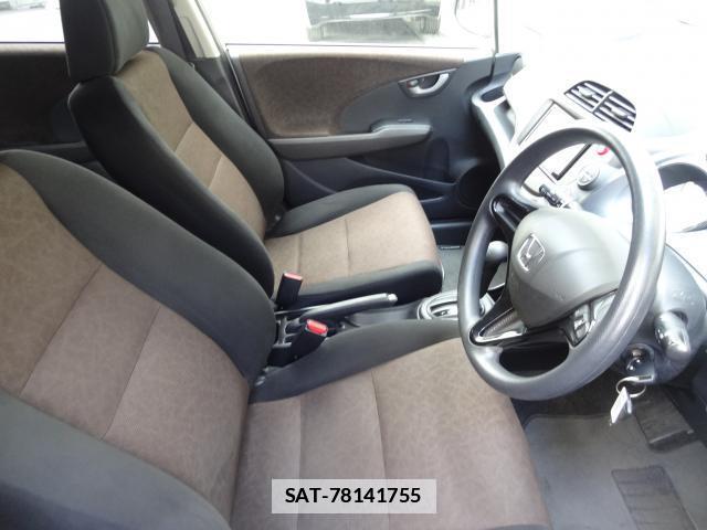 Honda FIT SHUTTLE HYBRID 2014-07 7800989-11