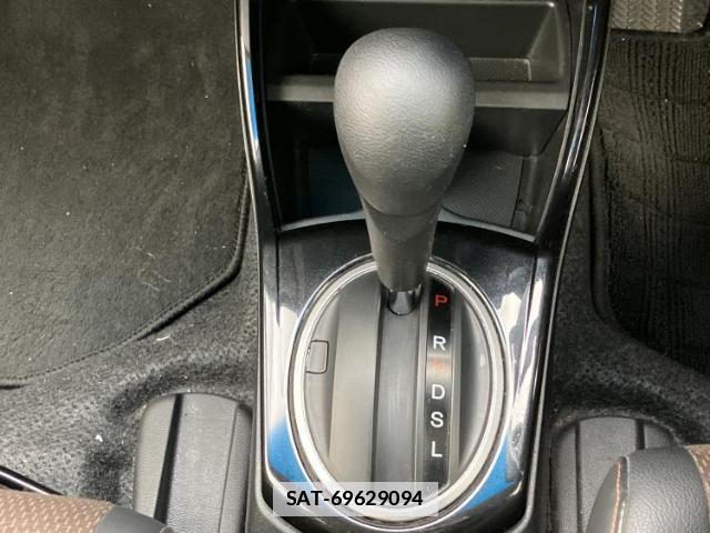 Honda FIT SHUTTLE HYBRID 2013-06 7806525-15