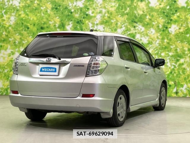 Honda FIT SHUTTLE HYBRID 2013-06 7806525-2