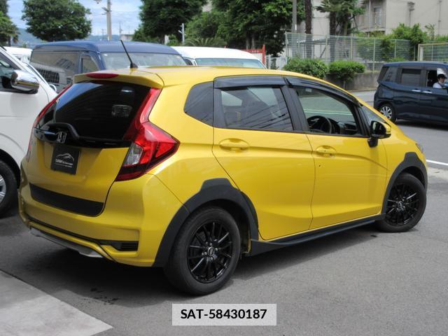 Honda FIT 2018-07 7794827-1