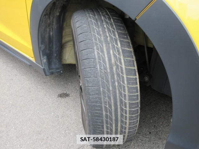Honda FIT 2018-07 7794827-16