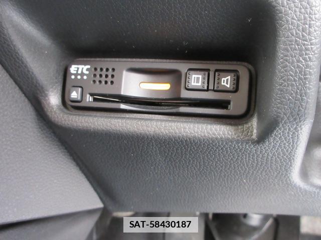 Honda FIT 2018-07 7794827-7