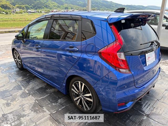 Honda FIT 2017-07 7796823-1