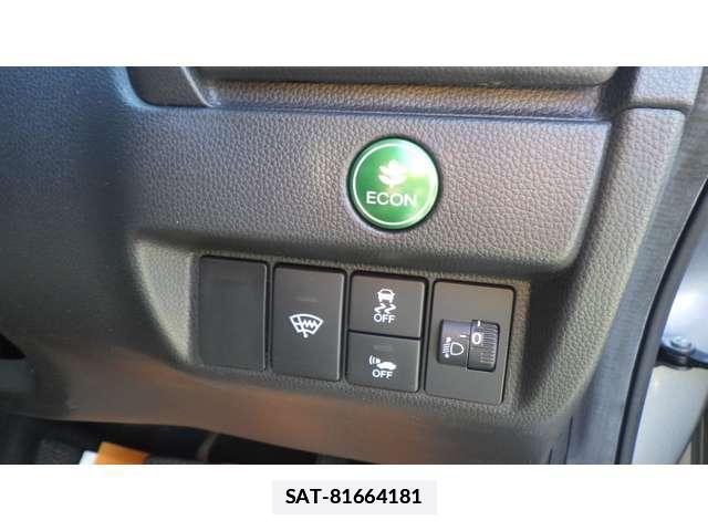 Honda FIT 2018-05 7797476-14