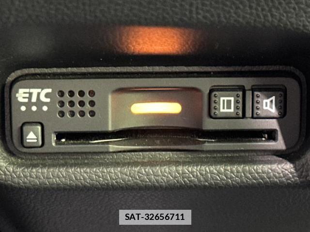 Honda FIT 2018-02 7800824-14