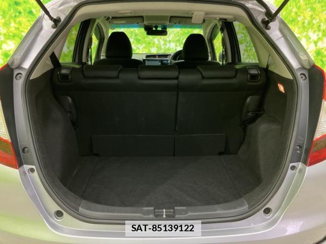 Honda FIT 2018-03 7802622-7