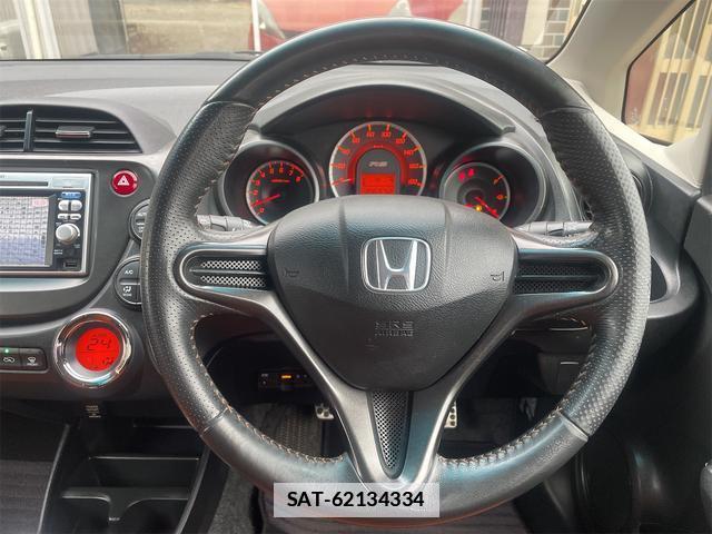 Honda FIT 2011-03 7807037-17