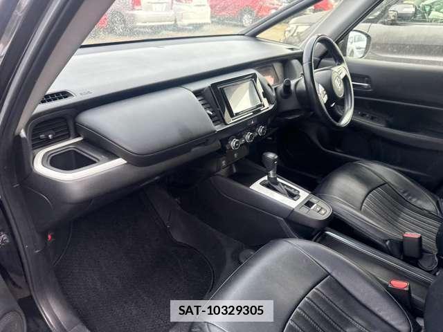 Honda FIT 2021-04 7808258-17