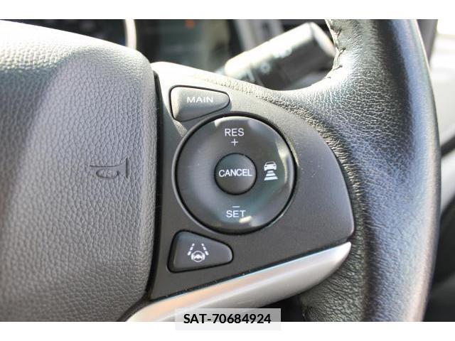 Honda FIT 2017-11 7809714-12