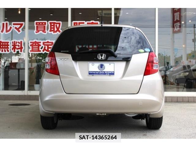 Honda FIT 2010-03 7810119-11