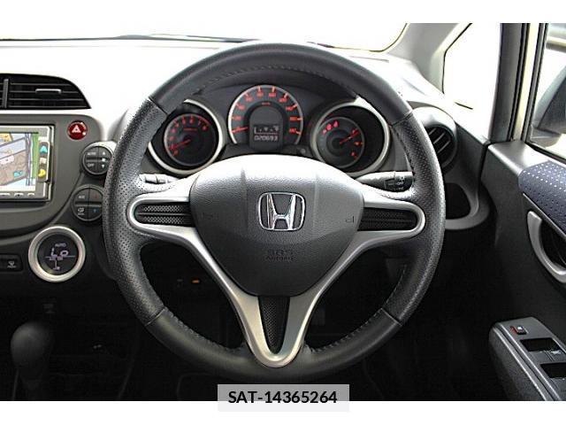 Honda FIT 2010-03 7810119-16