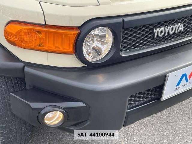 Toyota FJ CRUISER 2018-03 7794812-11