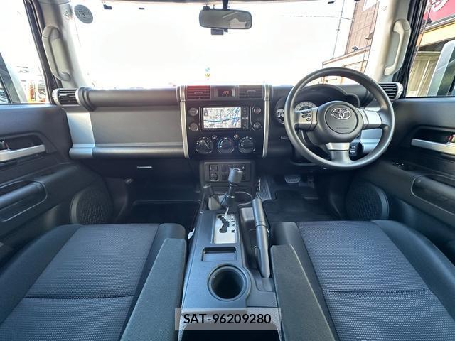 Toyota FJ CRUISER 2011-03 7796380-5