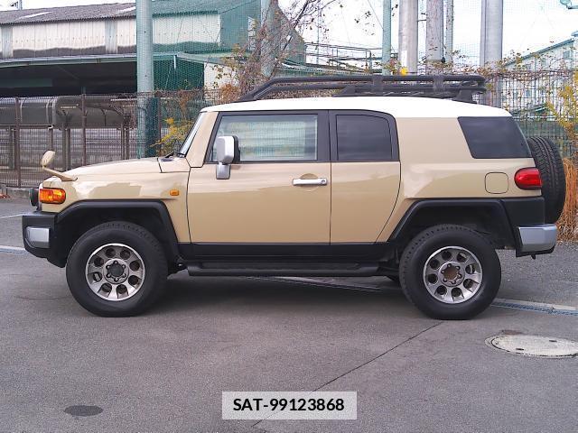 Toyota FJ CRUISER 2011-08 7796578-3