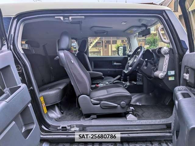 Toyota FJ CRUISER 2013-09 7803077-12