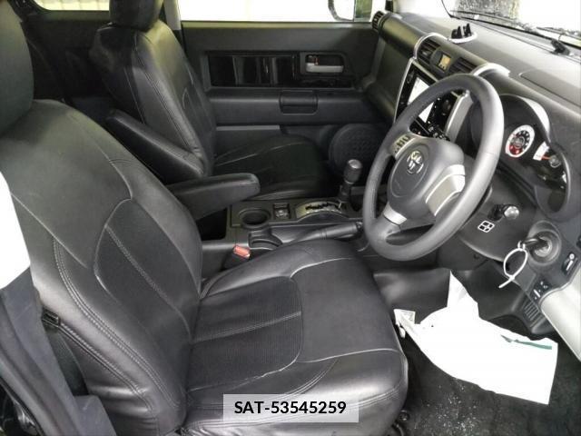 Toyota FJ CRUISER 2014-02 7810452-2