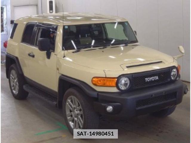 Toyota FJ CRUISER 2017-11 7811082-0