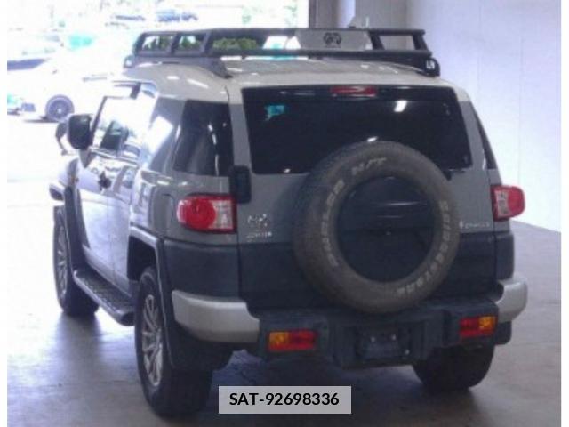 Toyota FJ CRUISER 2017-01 7811134-1