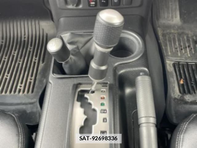 Toyota FJ CRUISER 2017-01 7811134-10