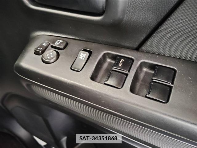 Mazda FLAIR 2017-04 7802740-14