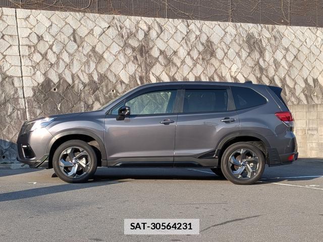 Subaru FORESTER 2022-08 7795325-16