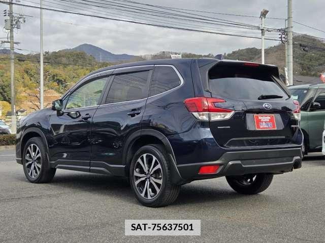 Subaru FORESTER 2018-08 7795804-18