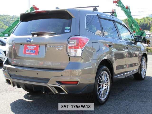 Subaru FORESTER 2017-06 7795808-1