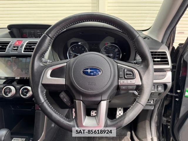 Subaru FORESTER 2016-05 7802968-11