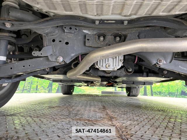 Subaru FORESTER 2019-06 7804453-18