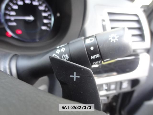 Subaru FORESTER 2018-03 7805247-12