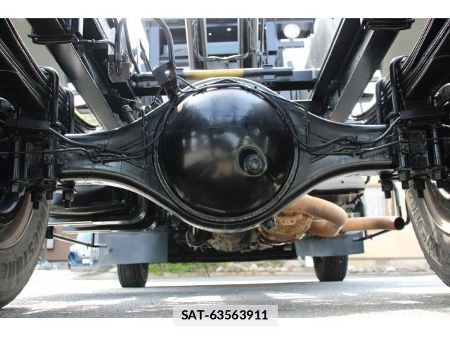 Isuzu FORWARD 2016-08 7793474-17