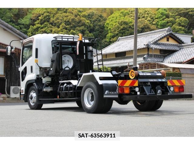 Isuzu FORWARD 2016-08 7793474-5