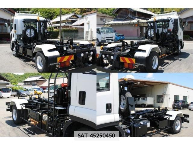 Isuzu FORWARD 2018-03 7793483-10