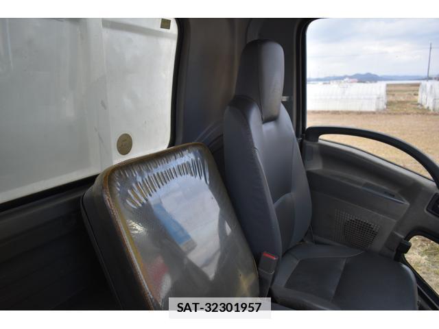 Isuzu FORWARD 2012-05 7796526-12