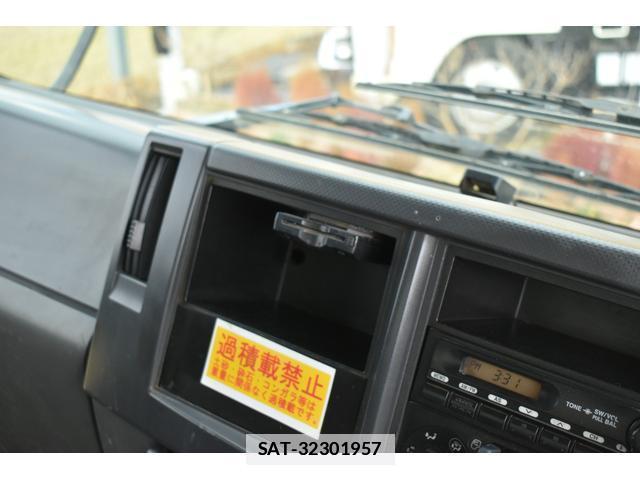 Isuzu FORWARD 2012-05 7796526-17