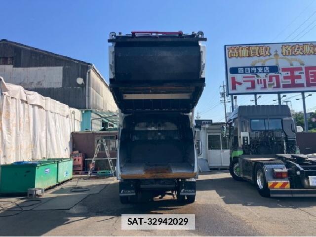 Isuzu FORWARD 2015 7797926-15